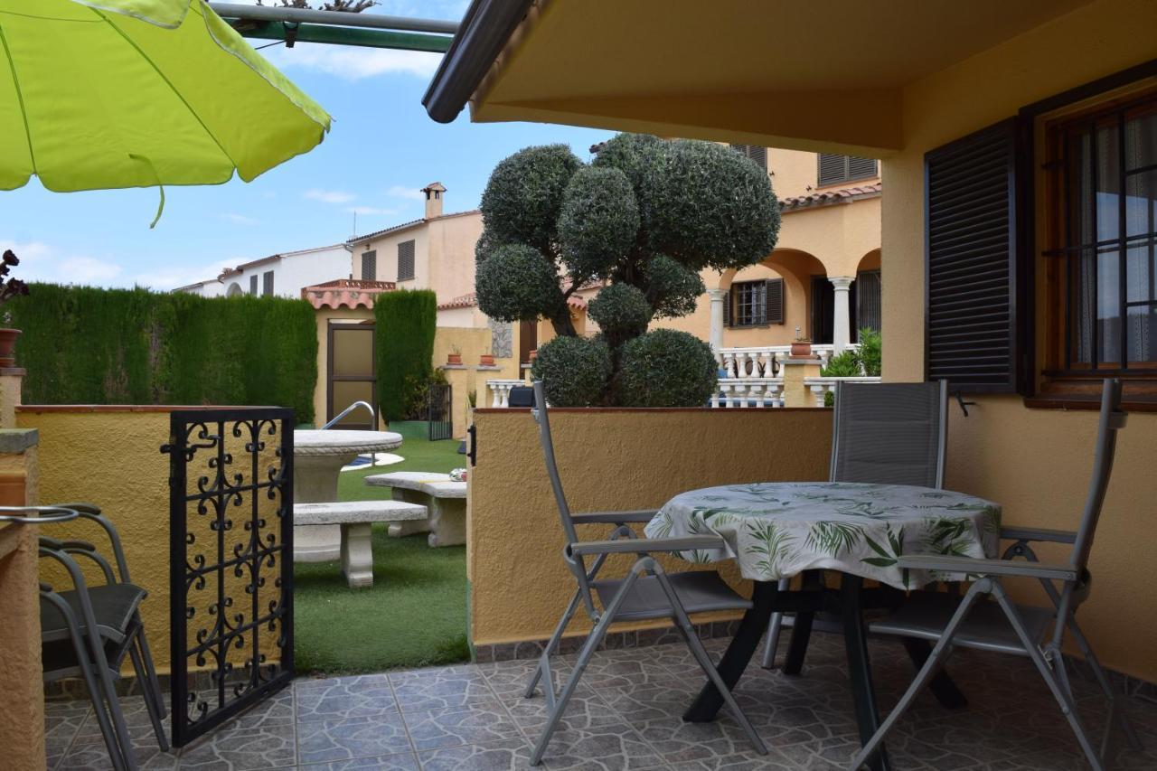 Casa L'Escala 30 Villa Luaran gambar